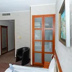 Premier - Center, Panorama View Hotel Veliko Tárnovo