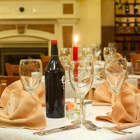 Premier - Center, Panorama View Hotel 4*