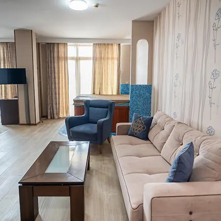 Premier - Center, Panorama View 4* Veliko Tarnovo