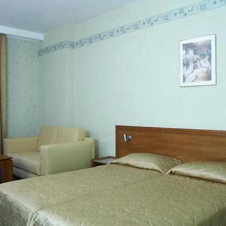 Premier - Center, Panorama View Hotel 4*