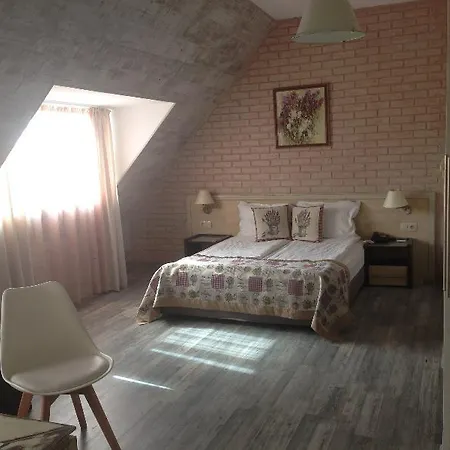 Premier - Center, Panorama View Hotel 4*