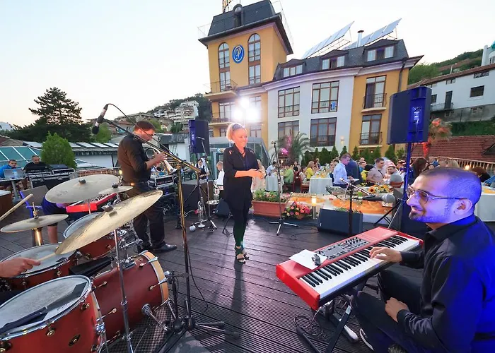 Premier - Center, Panorama View Hotel