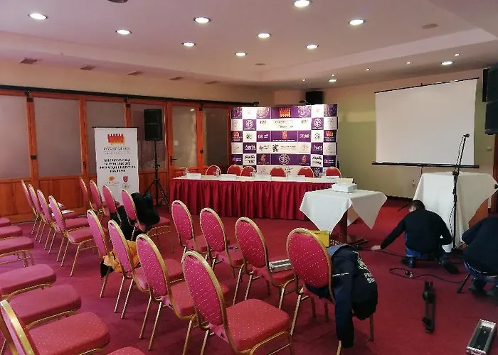 Premier - Center, Panorama View Hotel Veliko Tarnovo