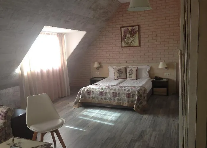 Premier - Center, Panorama View Hotel 4*